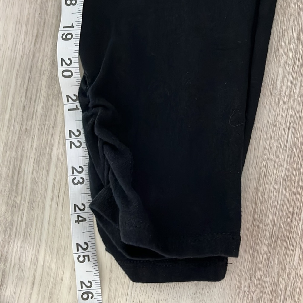 Bundle of SO Cropped Leggings - Picture 16 of 16